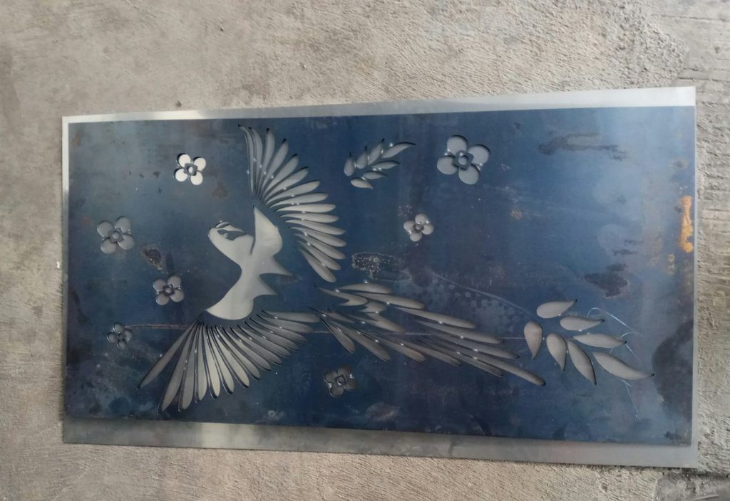 laser cutting plat besi#1256