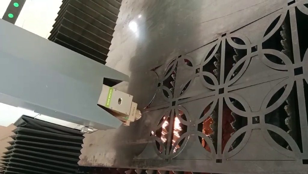 jasa laser cutting tangerang - plat besi